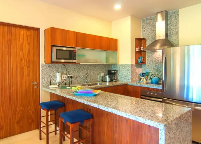 Happy Vibes Getaway With Stellar Oceanview Roof Pool! Playa del Carmen