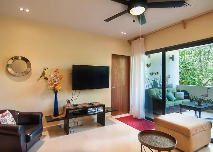 Сasa de vacaciones Happy Vibes Getaway With Stellar Oceanview Roof Pool! *