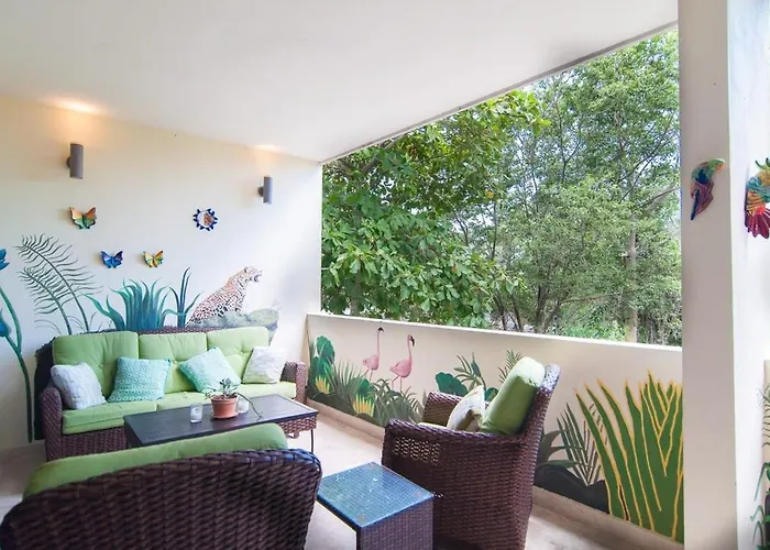 Happy Vibes Getaway With Stellar Oceanview Roof Pool! Сasa de vacaciones Playa del Carmen