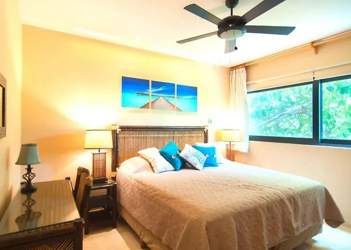 Happy Vibes Getaway With Stellar Oceanview Roof Pool! Playa del Carmen